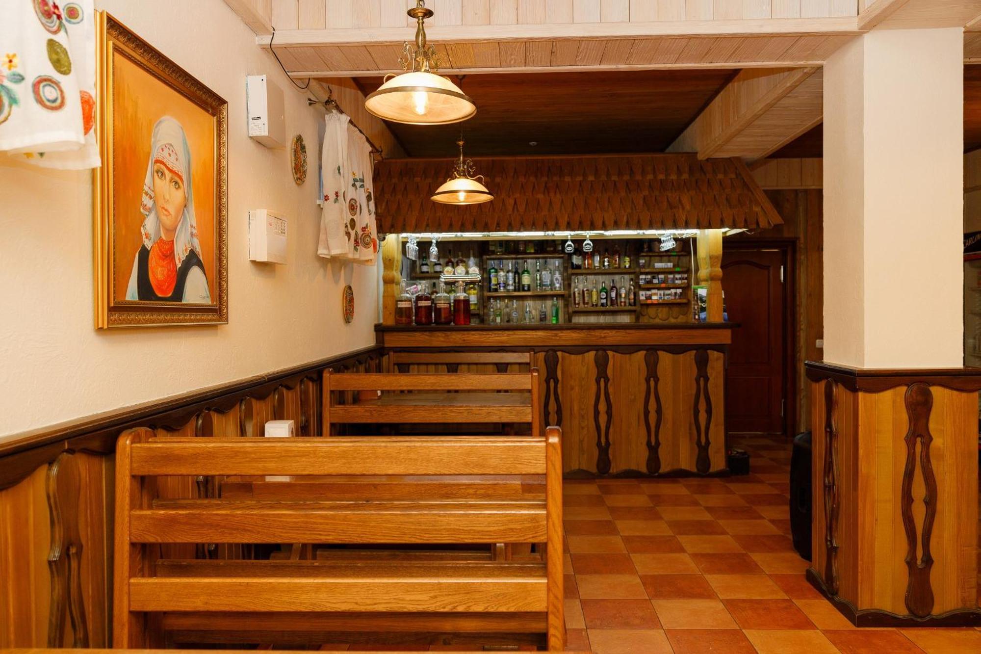 Gostyniy Dvir Synevir Hotel Synevyr Exterior foto